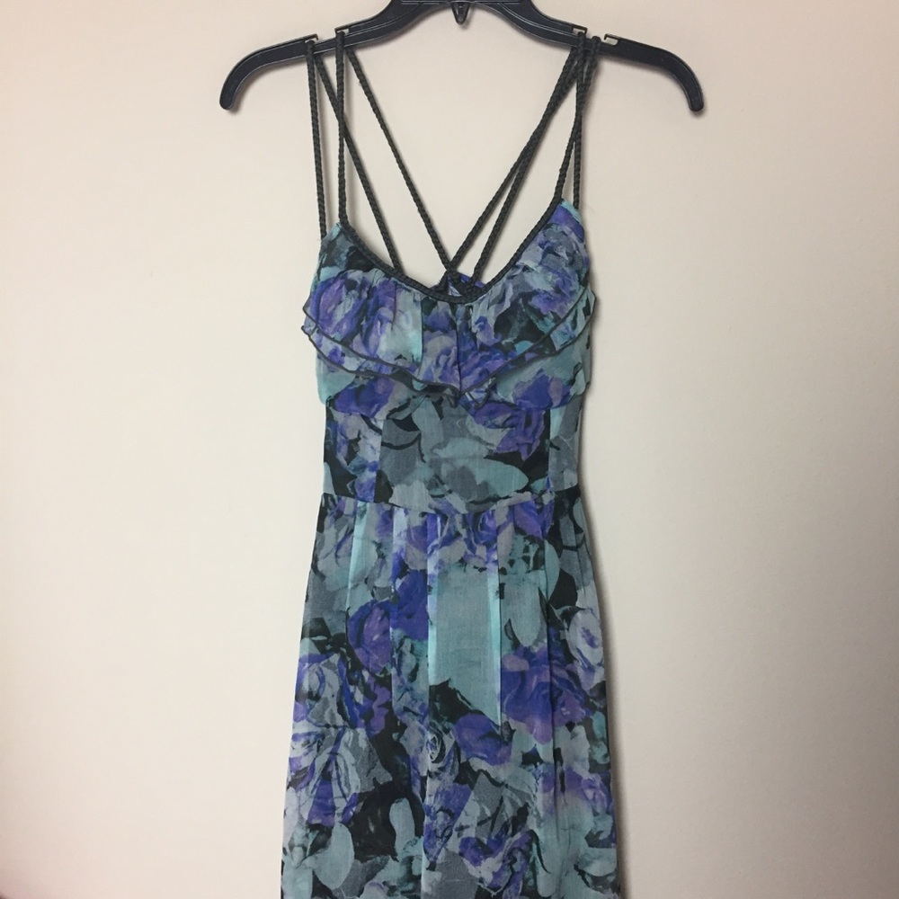 Jessica Simpson maxi dress ruffle small